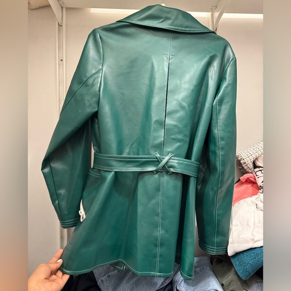 Vintage high quality faux leather in green size Medium Japanese made. - Picture 8 of 12